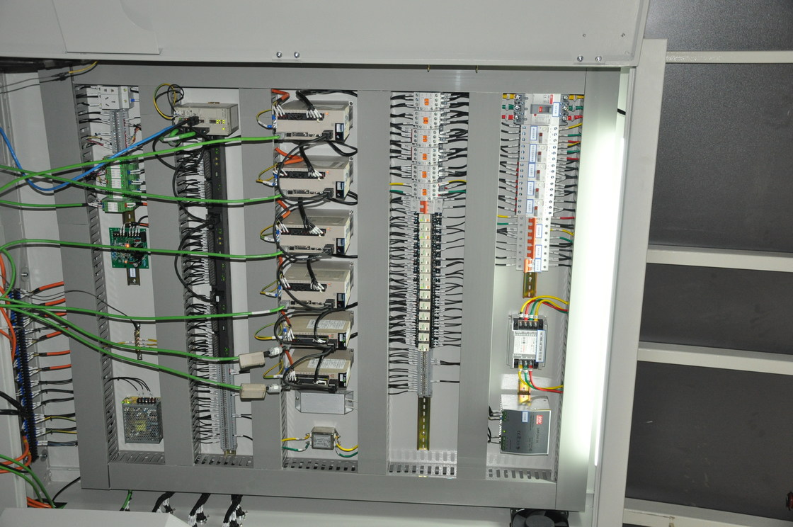 Dikey Isıcam Üretim Hattı / Isıcam Sızdırmazlık Robotu 8 Servo Motorlar