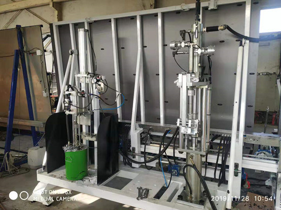 Max Cam Szie 2500 * 4500mm Dikey Yalıtım Camı Makinesi / Çift Cam Makinesi Sızdırmazlık Robotu