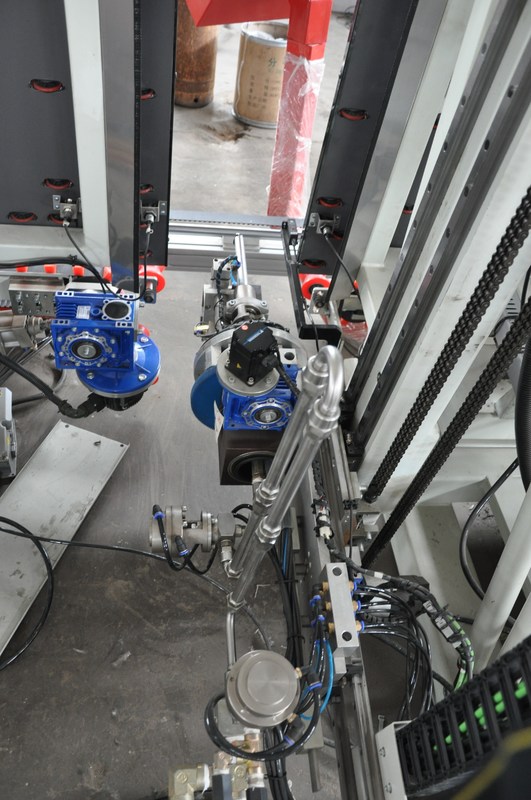 Max Cam Szie 2500 * 4500mm Dikey Yalıtım Camı Makinesi / Çift Cam Makinesi Sızdırmazlık Robotu