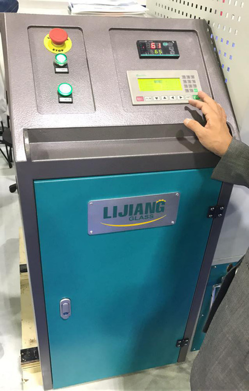 LJGZ2020 Kurutucu Dolum Makinesi otomatik olarak ara çerçeve içinde delik delme eylemleri elde edebilirsiniz