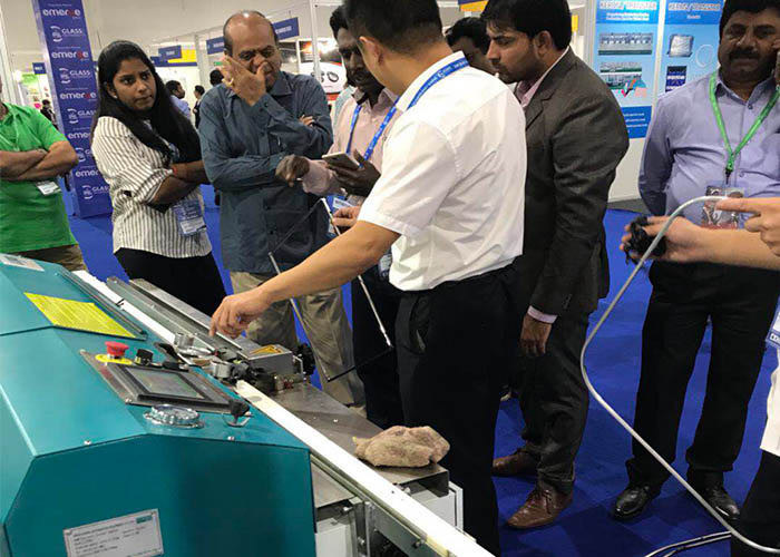 Çift Cam Sızdırmazlık İçin Kaplama Aralayıcı Çerçeve İçin Kullanılan Otomatik Butil Ekstruder Makinesi